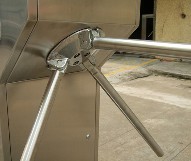 เครื่องกั้นสามขา